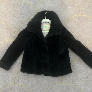 Billie Girl faux fur black Coat